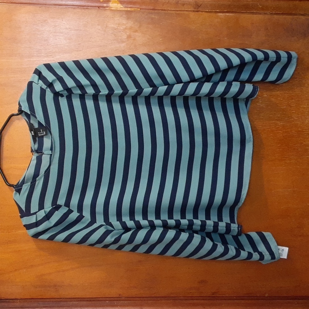 H&M (NWT) Women's Long Sleeve Teal Blue Stripe Polyester Blouse Size 8